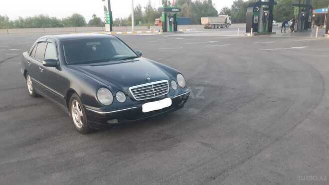 Mercedes E 280 2000, 328,076 km - 2.8 l - Bakı