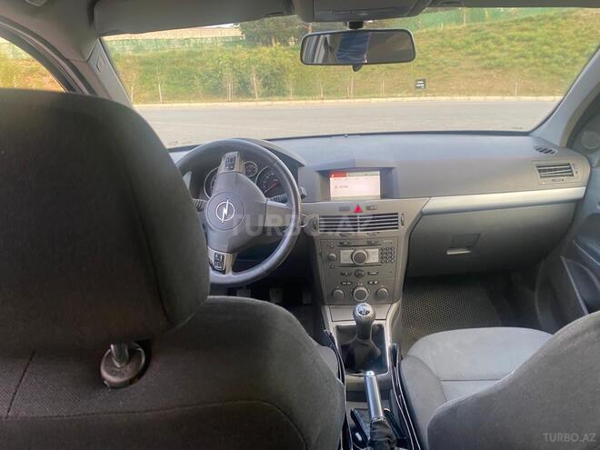 Opel Astra 2005, 320,000 km - 1.4 л - Bakı