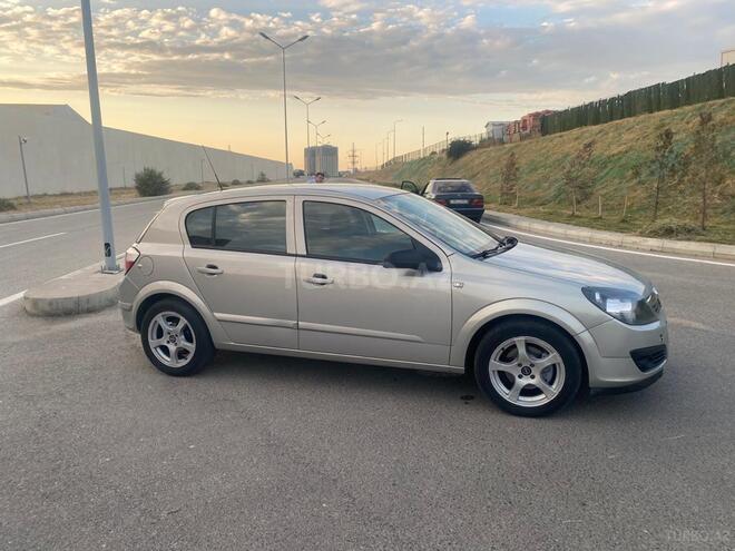 Opel Astra 2005, 320,000 km - 1.4 л - Bakı