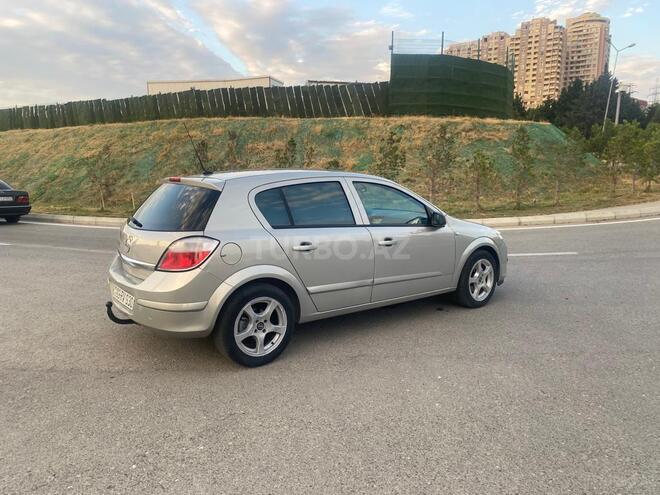 Opel Astra 2005, 320,000 km - 1.4 л - Bakı