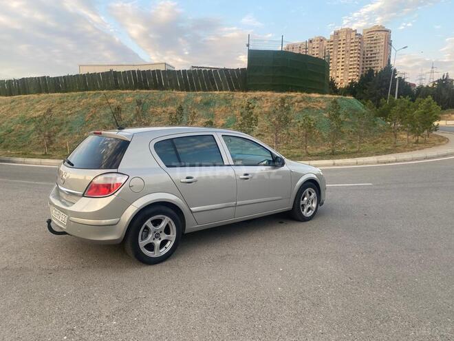 Opel Astra 2005, 320,000 km - 1.4 л - Bakı