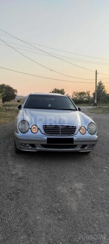 Mercedes E 240 2002, 207,466 km - 2.4 l - Tovuz