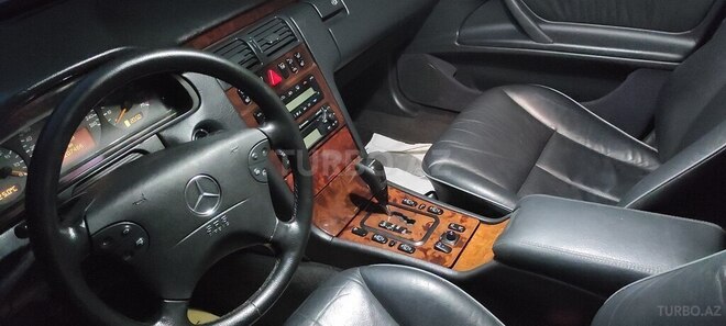 Mercedes E 240 2002, 207,466 km - 2.4 l - Tovuz