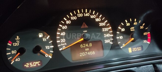 Mercedes E 240 2002, 207,466 km - 2.4 l - Tovuz