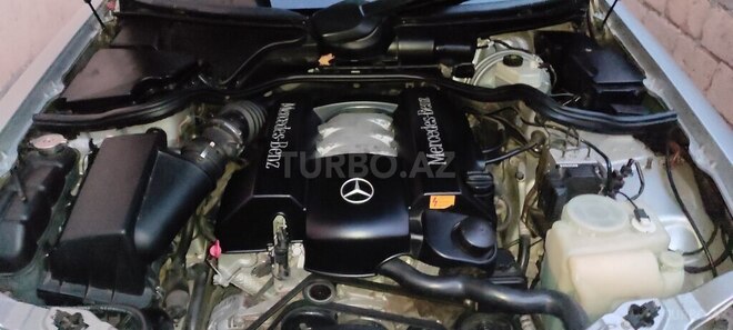 Mercedes E 240 2002, 207,466 km - 2.4 l - Tovuz