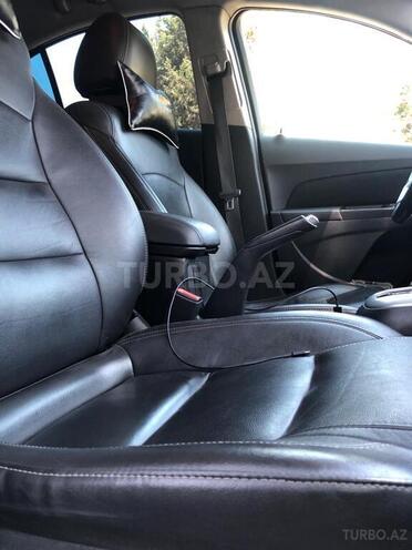 Chevrolet Cruze 2012, 272,273 km - 1.4 l - Qazax