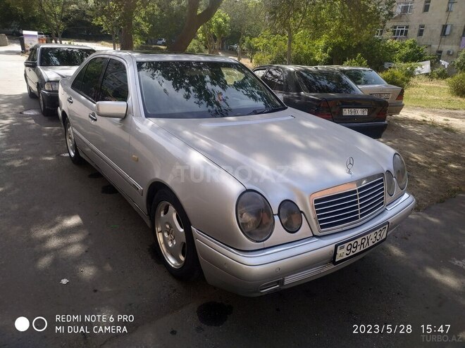 Mercedes E 300 1999, 300,000 km - 3.0 l - Bakı