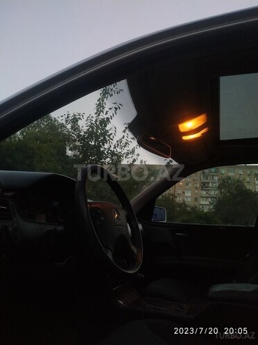 Mercedes E 300 1999, 300,000 km - 3.0 l - Bakı