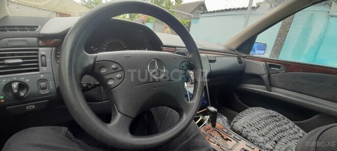 Mercedes E 300 1999, 300,000 km - 3.0 l - Bakı