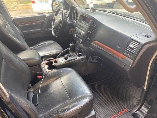 Mitsubishi Pajero 2008, 192,000 km - 3.0 л - Bakı