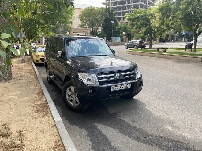 Mitsubishi Pajero 2008, 192,000 km - 3.0 л - Bakı