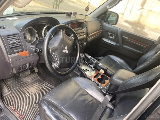 Mitsubishi Pajero 2008, 192,000 km - 3.0 л - Bakı