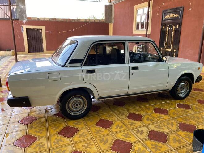 LADA (VAZ) 2107 2005, 15,000 km - 1.6 л - Goranboy