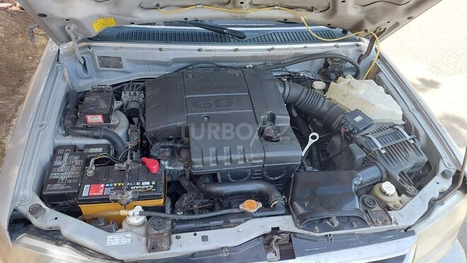 Mitsubishi Pajero io 2000, 255,000 km - 2.0 l - Bakı