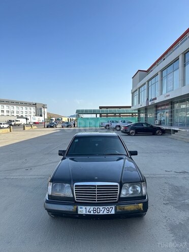 Mercedes E 200 1995, 630,000 km - 2.0 l - Bakı