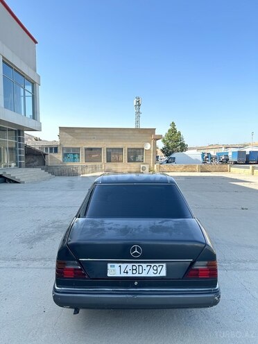 Mercedes E 200 1995, 630,000 km - 2.0 l - Bakı