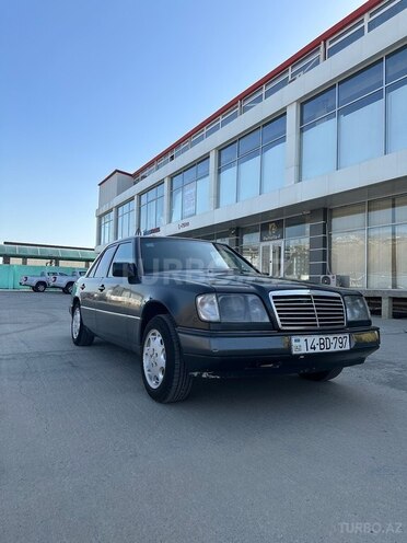 Mercedes E 200 1995, 630,000 km - 2.0 l - Bakı
