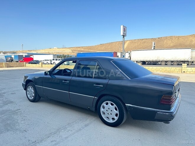 Mercedes E 200 1995, 630,000 km - 2.0 l - Bakı