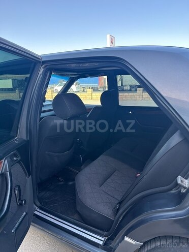 Mercedes E 200 1995, 630,000 km - 2.0 l - Bakı