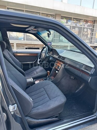 Mercedes E 200 1995, 630,000 km - 2.0 l - Bakı
