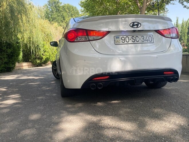 Hyundai Elantra 2013, 99,800 km - 1.8 l - Ağcabədi