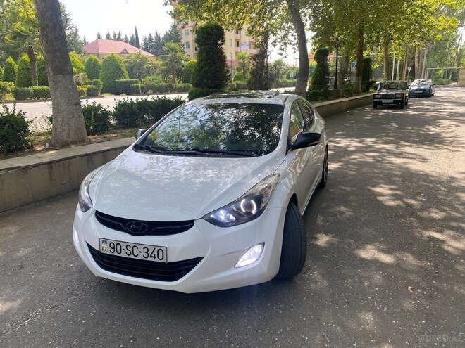 Hyundai Elantra 2013, 99,800 km - 1.8 l - Ağcabədi