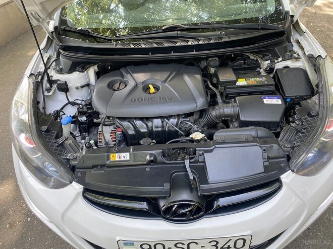 Hyundai Elantra 2013, 99,800 km - 1.8 l - Ağcabədi