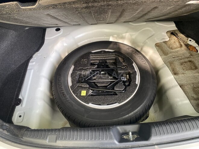 Hyundai Elantra 2013, 99,800 km - 1.8 l - Ağcabədi