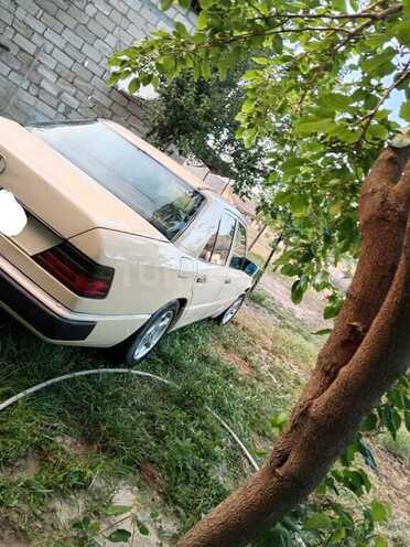 Mercedes E 200 1992, 500,000 km - 2.0 л - Göyçay