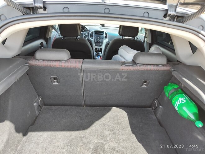 Opel Astra 2011, 161,908 km - 1.4 л - Bakı