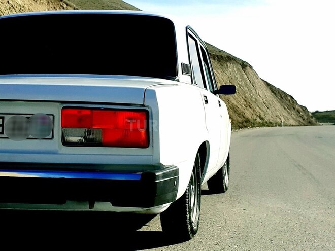 LADA (VAZ) 2107 2004, 24,560 km - 1.6 l - Qobustan