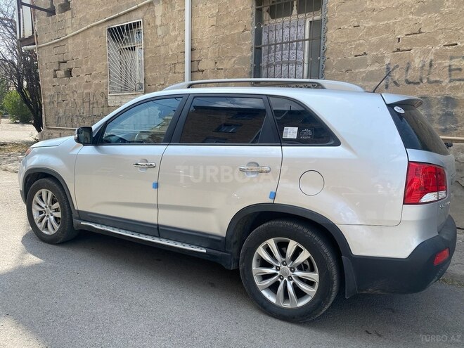 Kia Sorento 2009, 220,000 km - 2.0 l - Gəncə