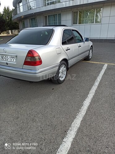 Mercedes C 220 1996, 356,252 km - 2.2 l - Qazax