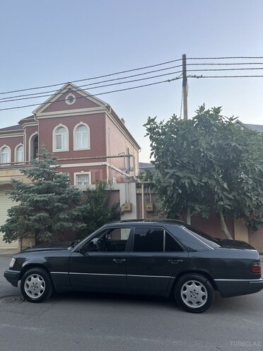 Mercedes E 220 1994, 400,000 km - 2.2 л - Bakı