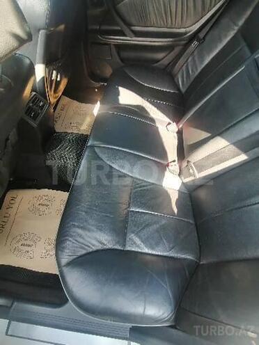 Mercedes E 260 2002, 364,484 km - 2.6 l - Bərdə