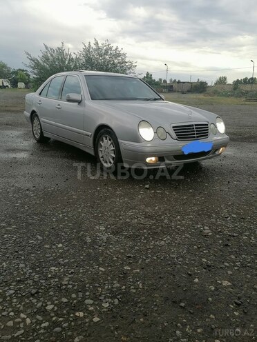 Mercedes E 260 2002, 364,484 km - 2.6 l - Bərdə