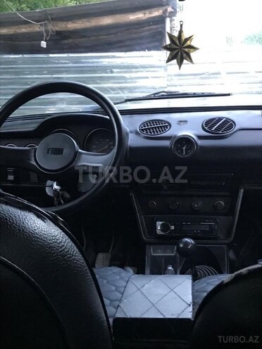 LADA (VAZ) 2106 1983, 120,000 km - 1.5 l - Ucar