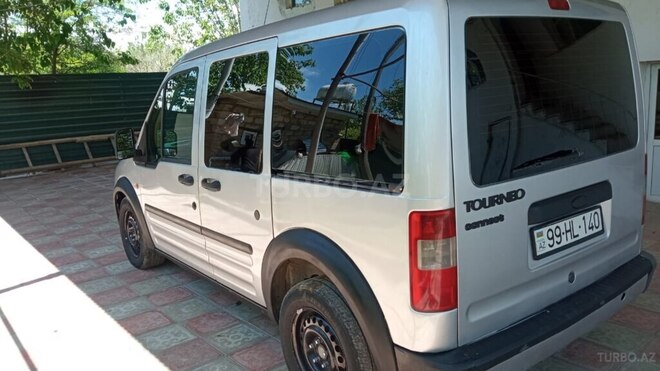 Ford Tourneo Connect 2007, 315,000 km - 1.8 l - Füzuli