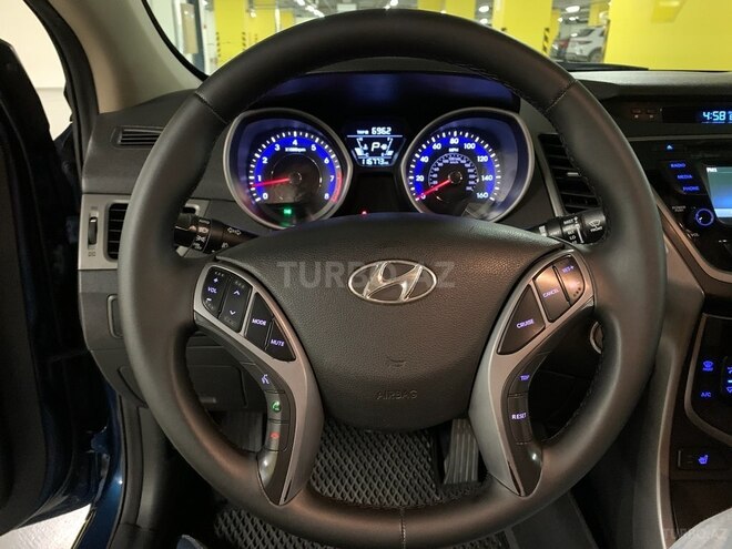 Hyundai Elantra 2015, 116,773 km - 1.8 l - Gəncə