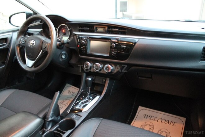 Toyota Corolla 2016, 80,000 km - 1.8 l - Bakı