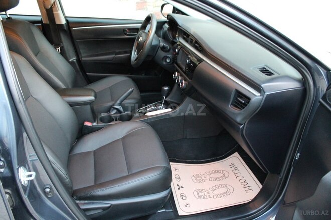 Toyota Corolla 2016, 80,000 km - 1.8 l - Bakı