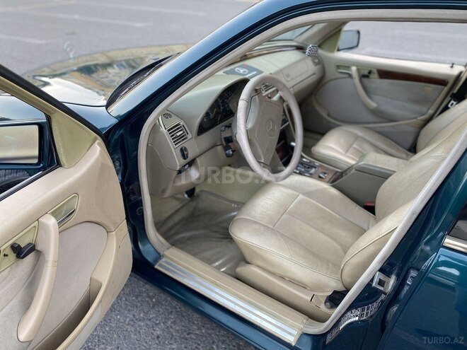 Mercedes C 230 1998, 324,000 km - 2.3 l - Bakı