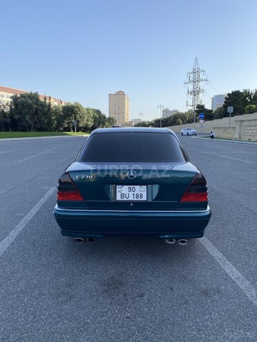 Mercedes C 230 1998, 324,000 km - 2.3 l - Bakı