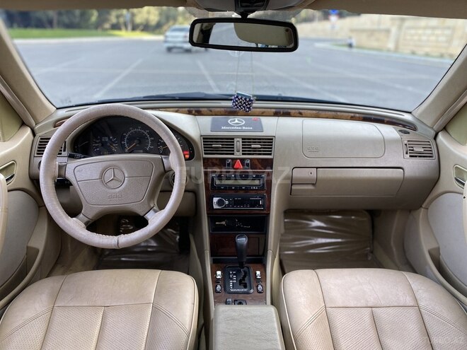 Mercedes C 230 1998, 324,000 km - 2.3 l - Bakı