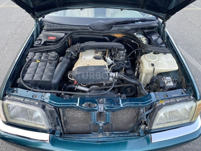 Mercedes C 230 1998, 324,000 km - 2.3 l - Bakı