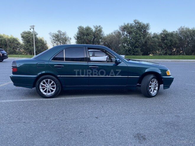 Mercedes C 230 1998, 324,000 km - 2.3 l - Bakı