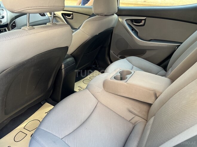 Hyundai Elantra 2011, 220,000 km - 1.8 l - Bakı