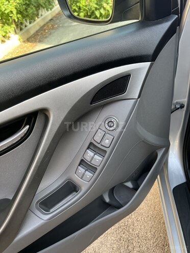 Hyundai Elantra 2011, 220,000 km - 1.8 l - Bakı