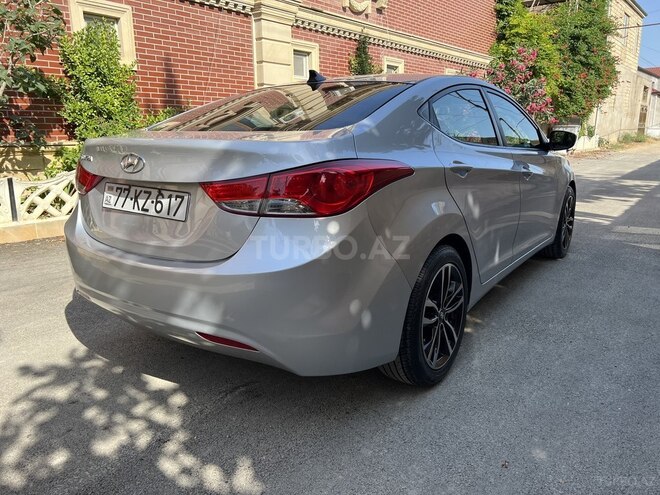 Hyundai Elantra 2011, 220,000 km - 1.8 l - Bakı