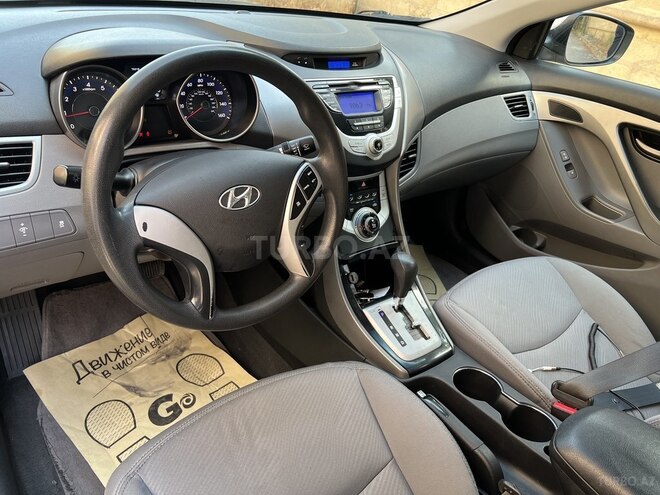 Hyundai Elantra 2011, 220,000 km - 1.8 l - Bakı